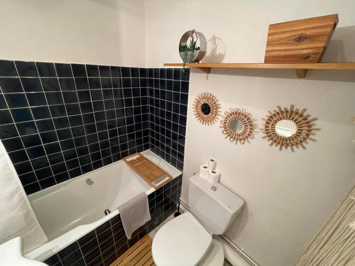 Le Patio, Coeur De Ville Avec Garage Et Jardin ヴァンヌ エクステリア 写真